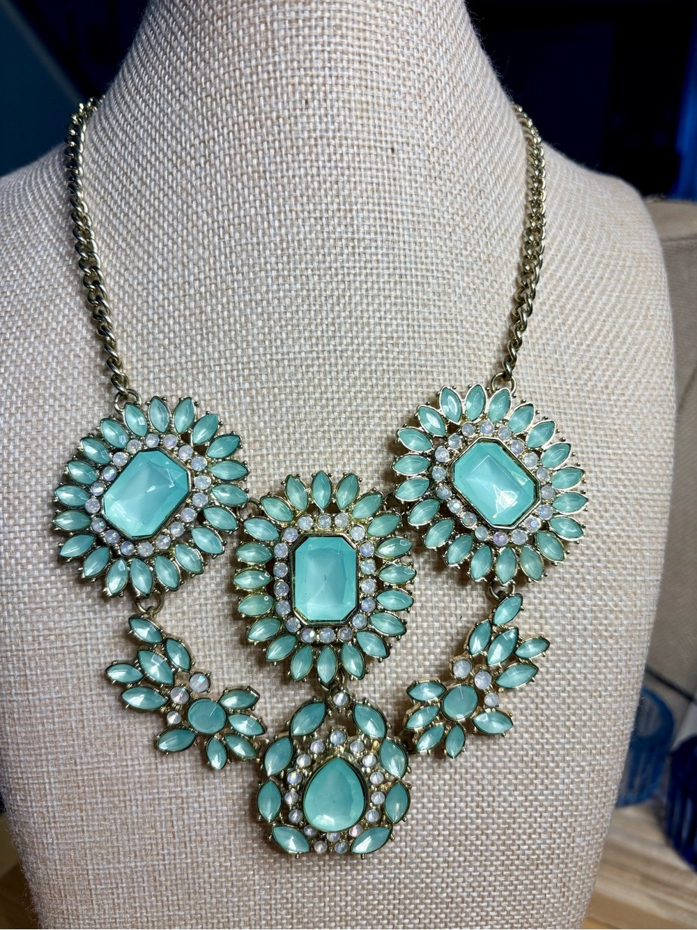 Vintage mint green statement necklace